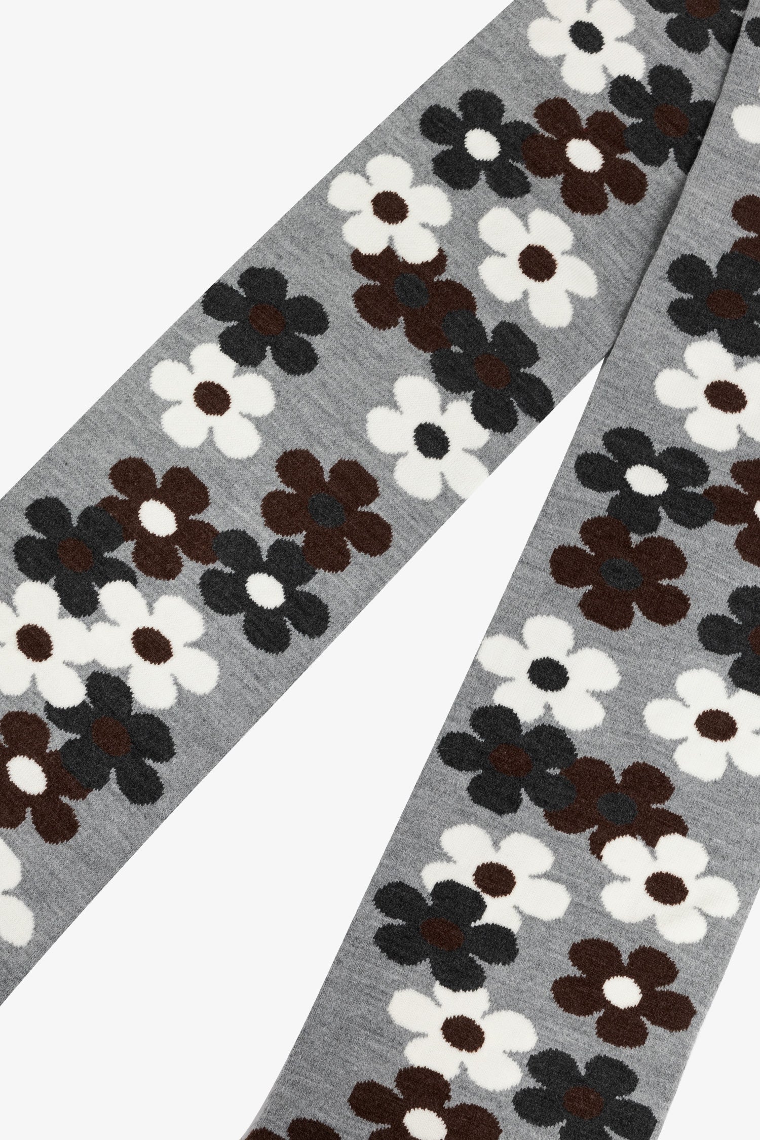 JQSCARF35 - Daisy Vine Scarf - Image 3